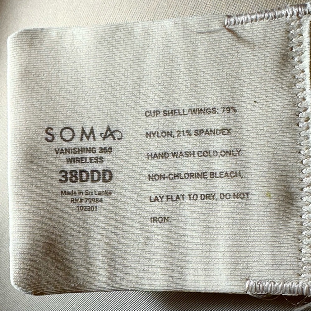 Soma Vanishing 360 Wireless Bra 38DDD - Picture 5 of 5